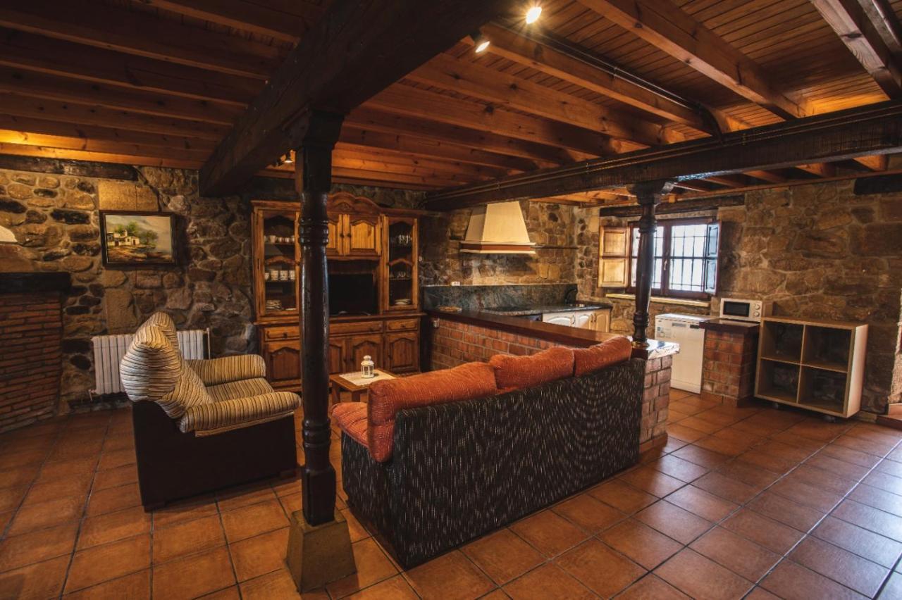 La Casa De Consuelo 3 Pensionat Viérnoles Exteriör bild